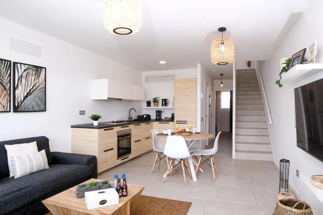 Gold Sandsuperior Duplex Vivienda Vacacional Playa Blanca  Holiday home Playa Blanca (Lanzarote)