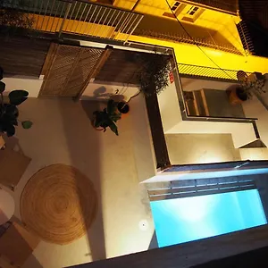 https://suites-9-malaga-three-unique-suites-with-private-plunge-pool.1costadelsol.com